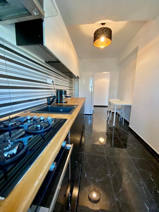 Apartment Titan Pallady Bukarest Exteriör bild